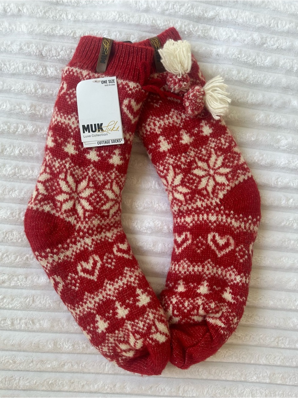 New with tags - Muk Luks Red and Cream Fair Isle Pom-Trim Cottage Socks